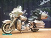 1990 Harley-Davidson Tour Glide Ultra Classic (reduced effect) photo